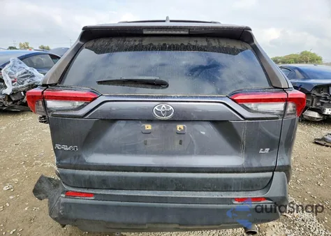 2020 Toyota Rav4 Le z USA, uszkodzony, nr VIN JTMH1RFV5LD056682